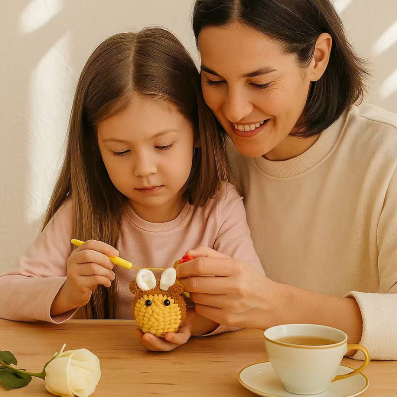 DIY Crochet Bee Kit for Beginners – Complete Amigurumi Crochet Set with Yarn, Hooks & English Tutorial | Cute Handmade Plush Keychain Craft Kit